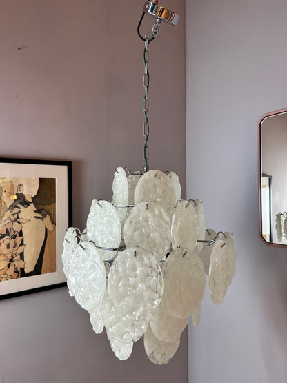 Vintage Kronleuchter weiß silber mit Acrylglasplatten von Gino Vistosi inspiriert