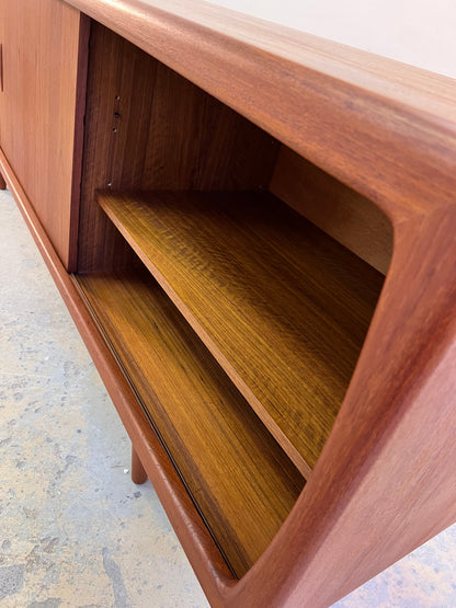 Vintage Sideboard von H.P. Hansen für H.P. Hansen Teak