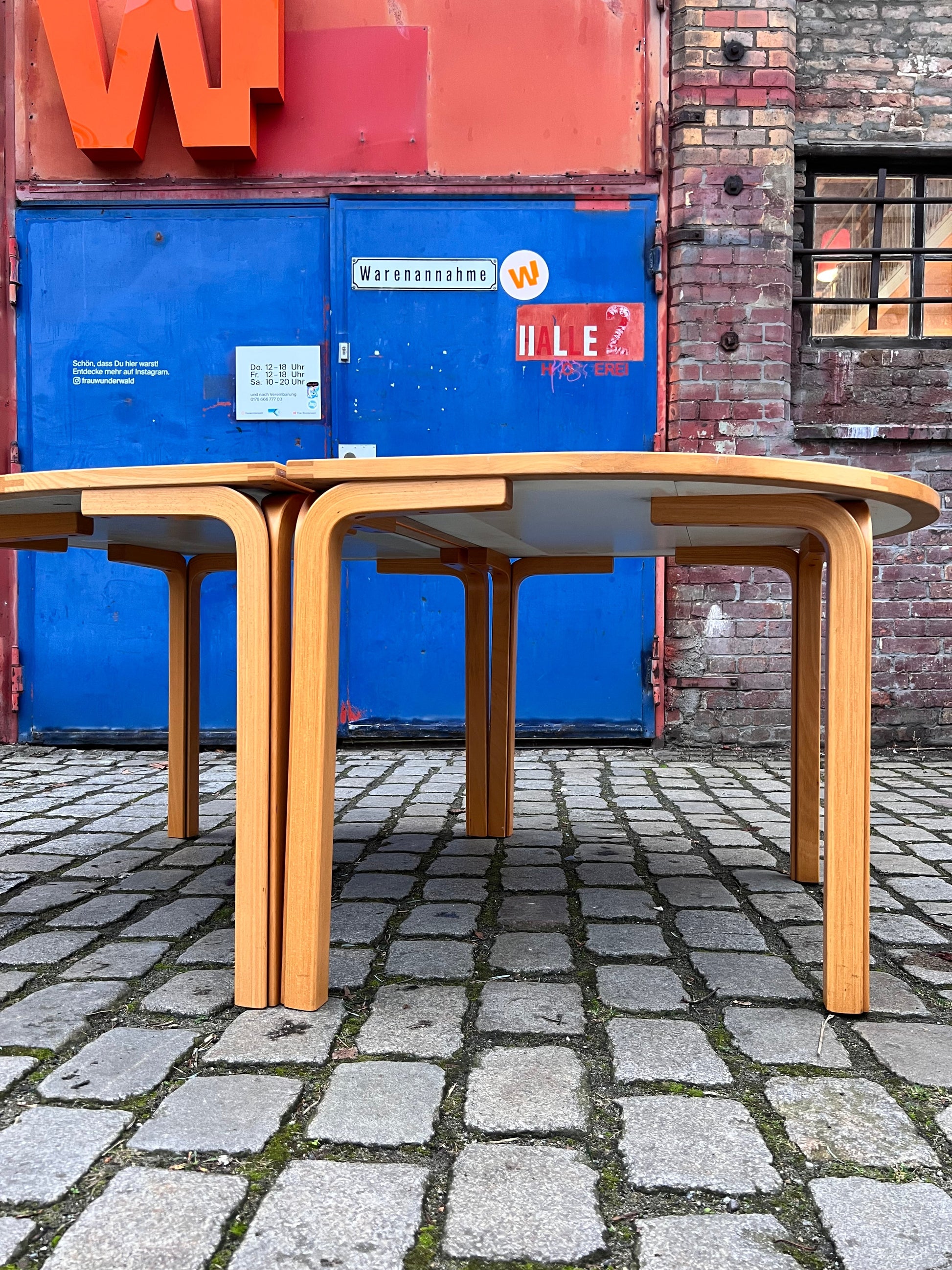 Vintage Esstisch halbrund grau von Rud Thygesen und Johnny Sørensen für Farstrup