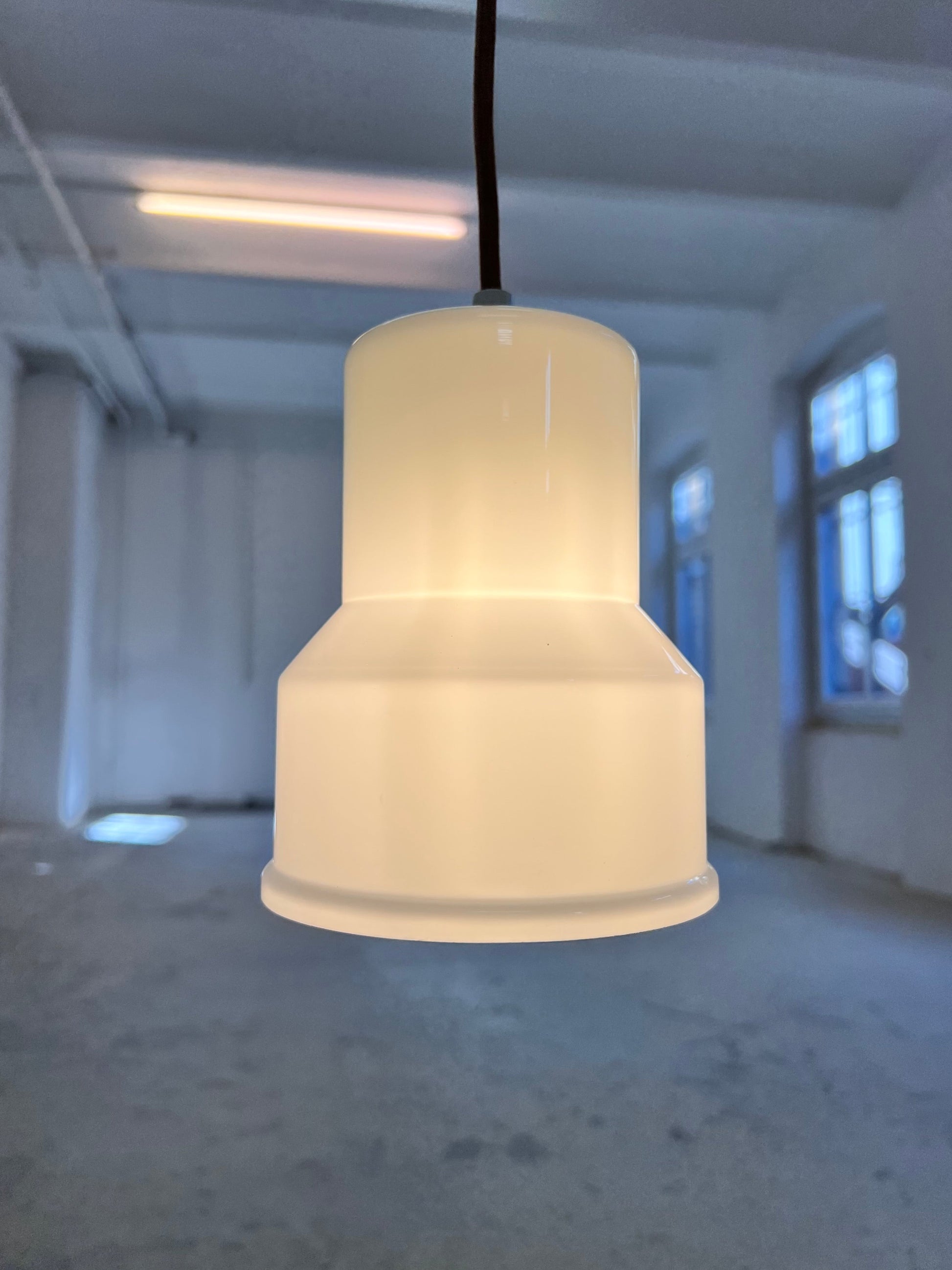 Vintage Hängelampe von Sidse Werner für Holmegaard, weißes Glas