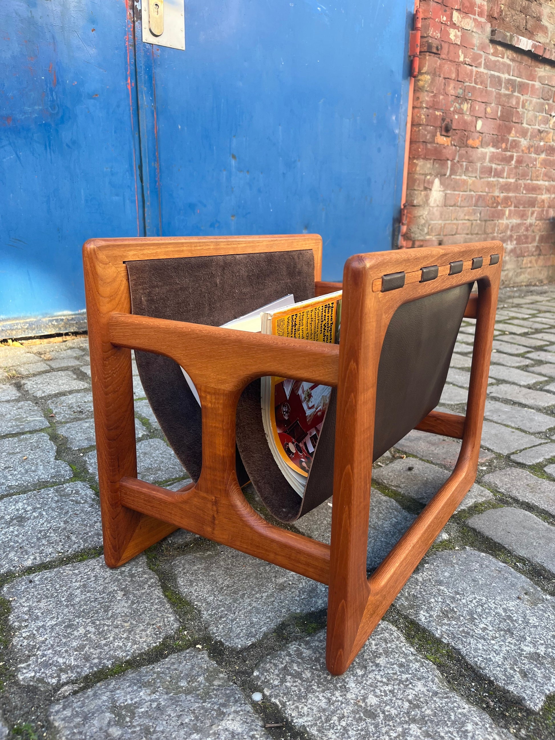 Vintage Zeitungsständer Teak Echtleder von Aksel Kjersgaard für Salin Møbler