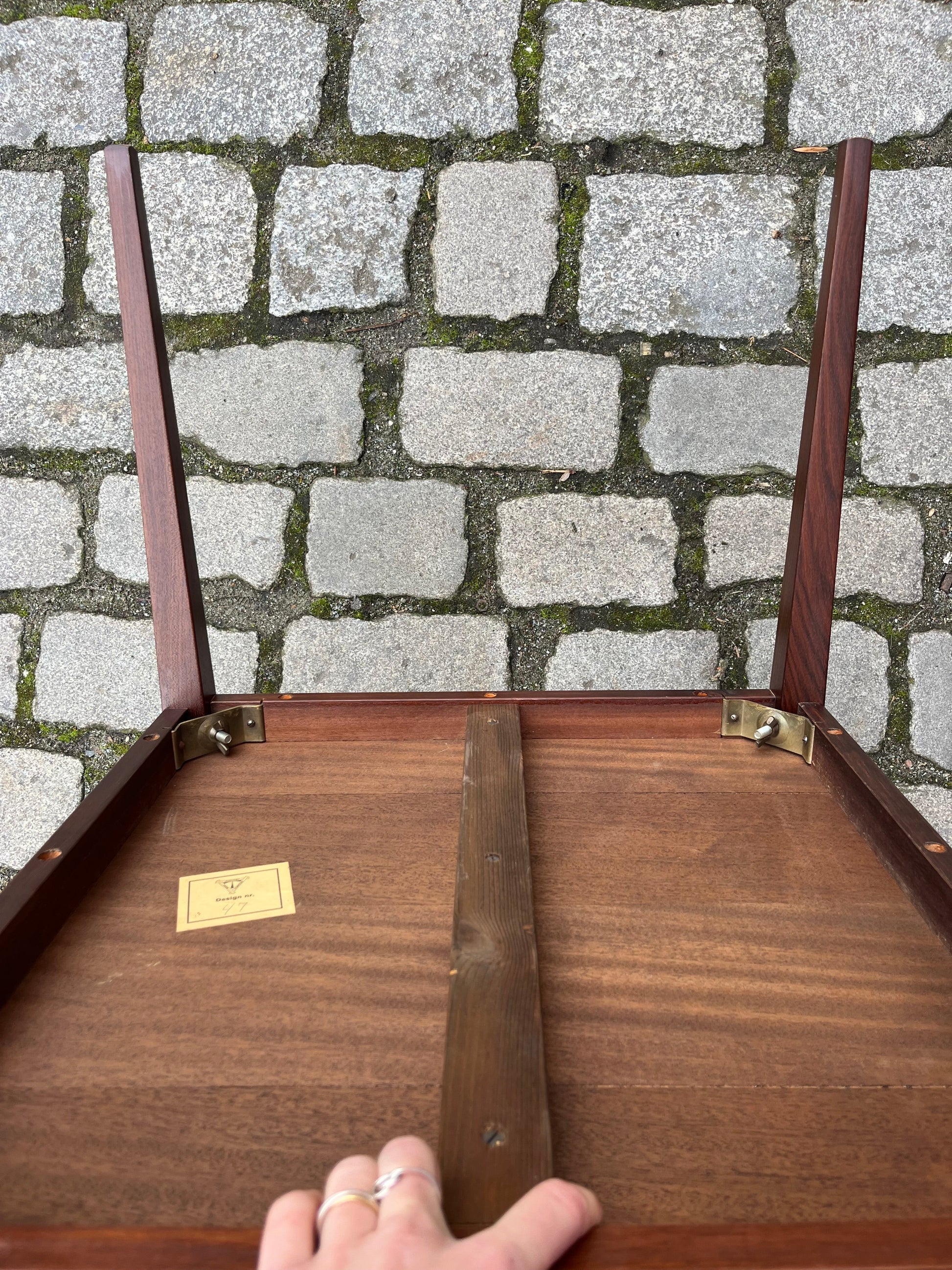 Beistelltisch Fliese Palisander von Kvalitet, Form und Funktion