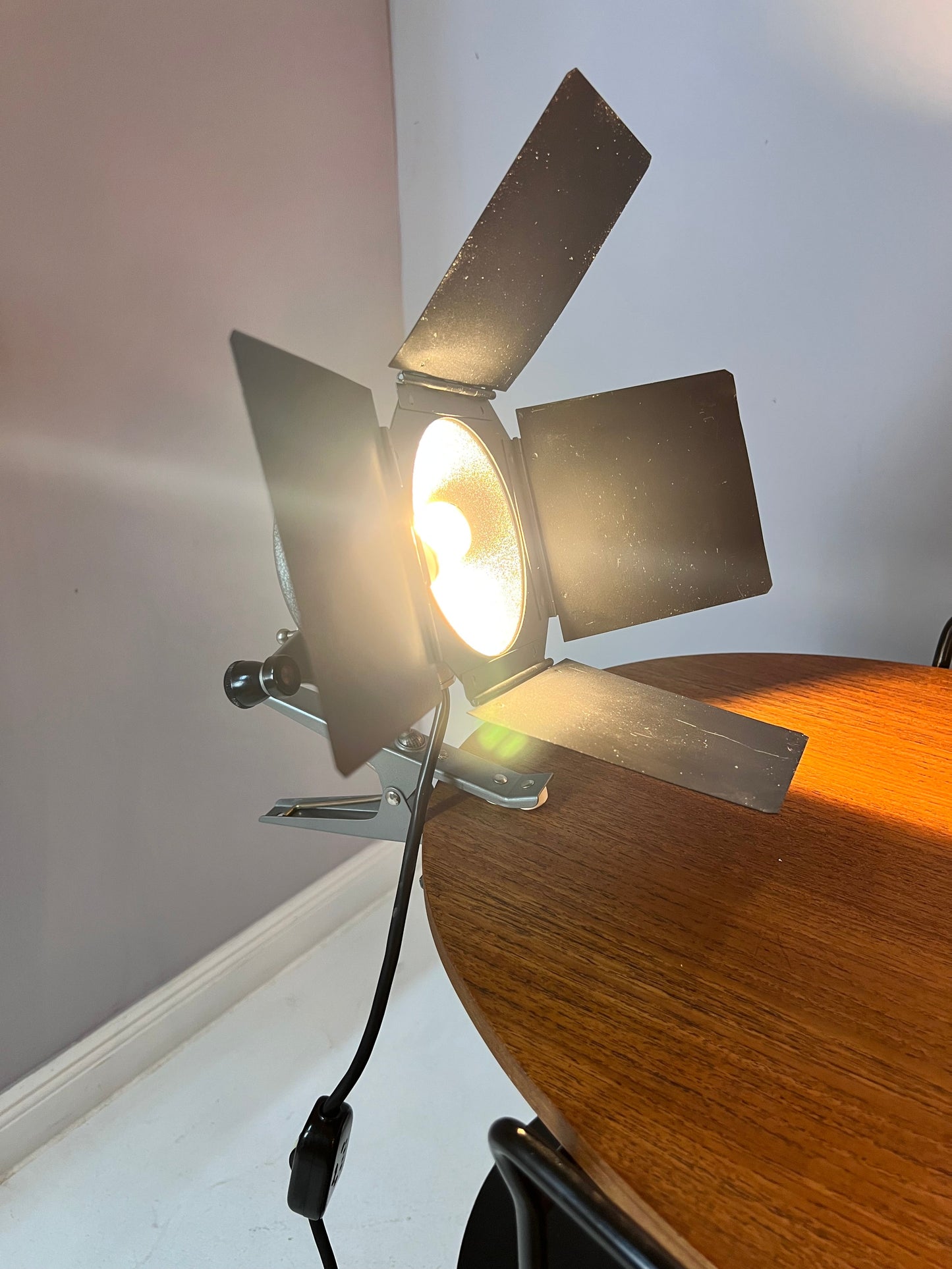 Studio clamp lamp by Cremer