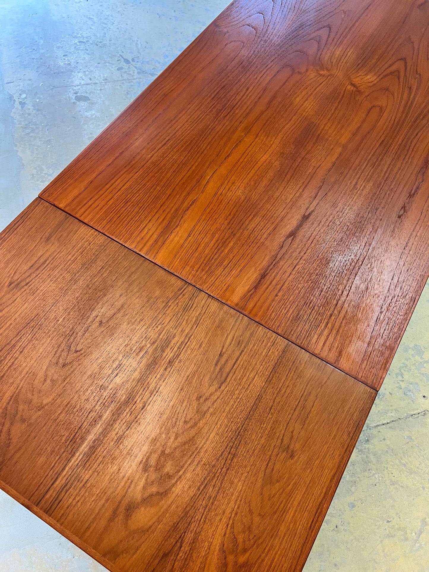 Vintage Ausziehtisch von Johannes Andersen aus Teak