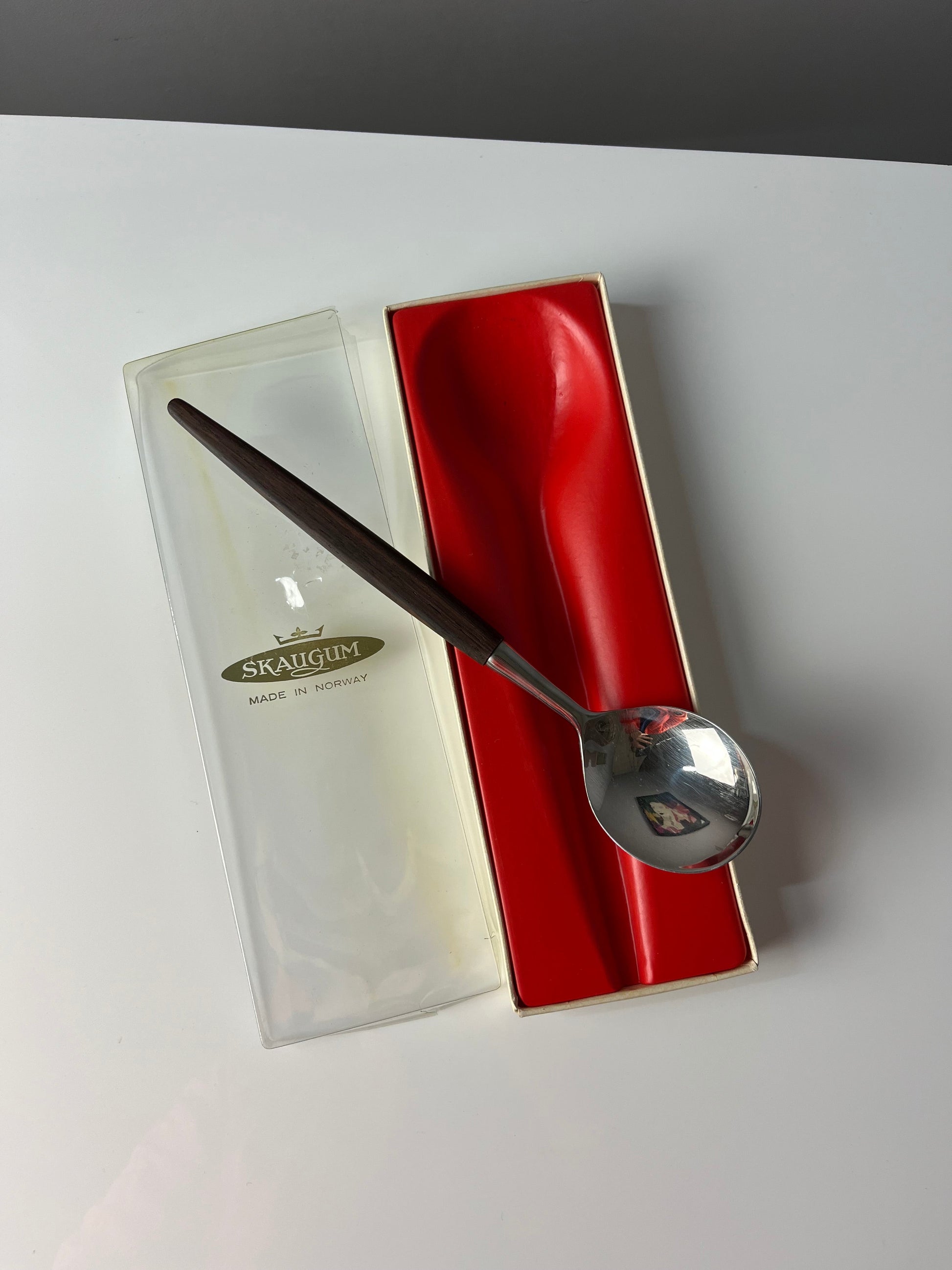 Servierlöffel Teak von Skaugum aus Norwegen