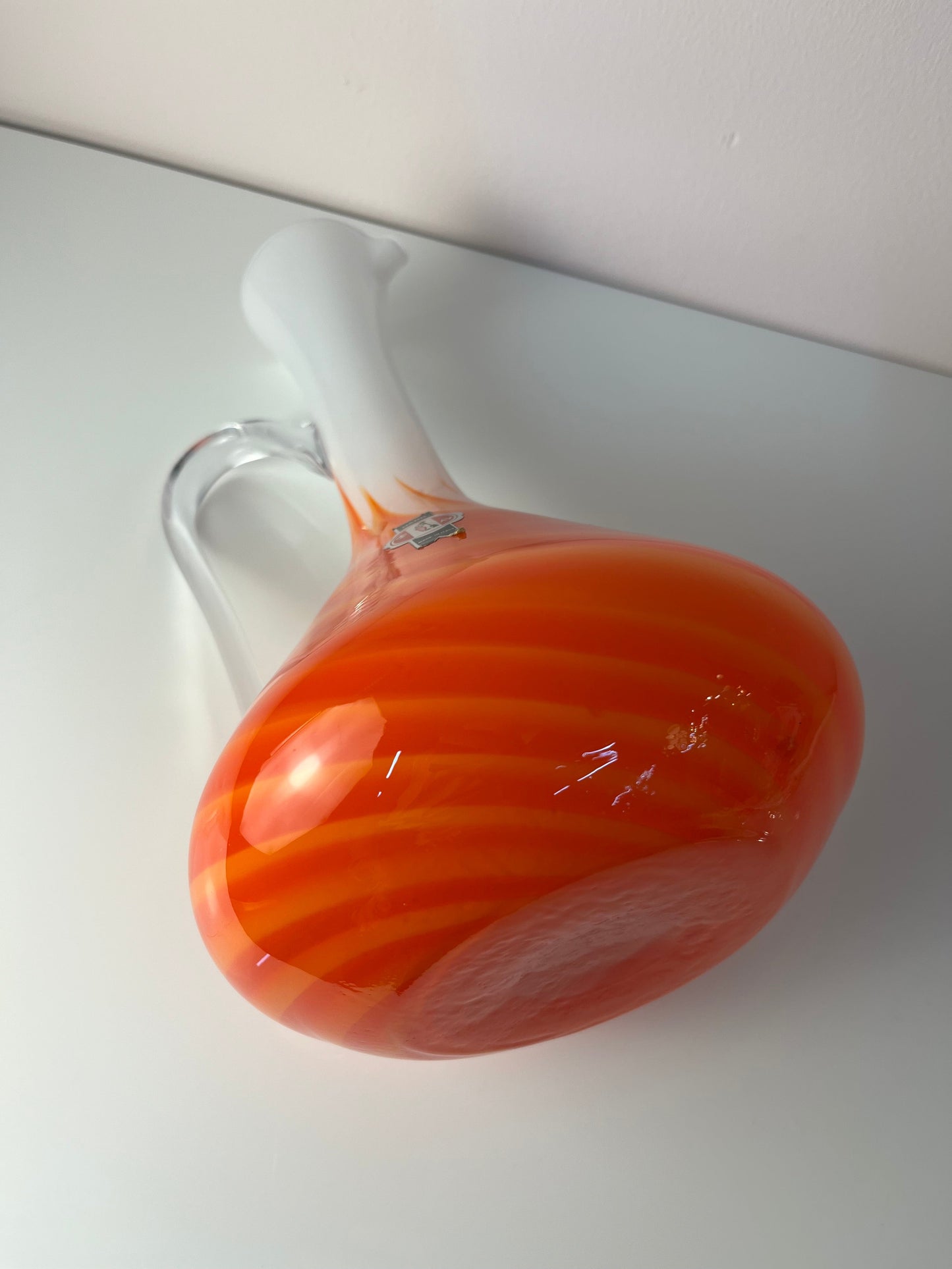 Vintage Henkelvase aus Opalglas mit Flammenmuster von Vetreria Artigiana Sanminiatello