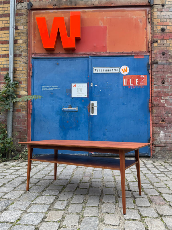 Vintage Couchtisch Teak mit Ablage aus Dänemark