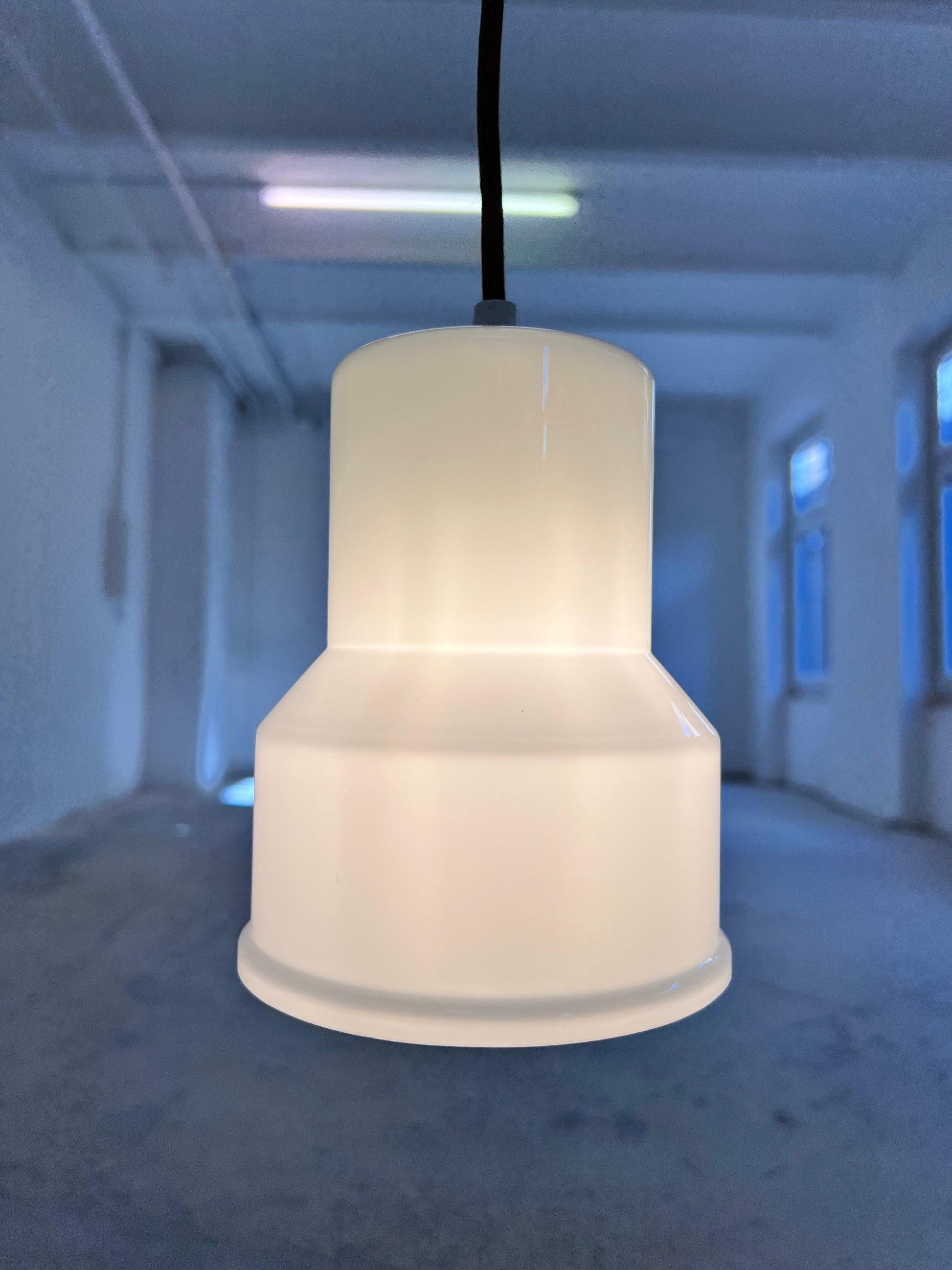 Vintage Hängelampe von Sidse Werner für Holmegaard, weißes Glas