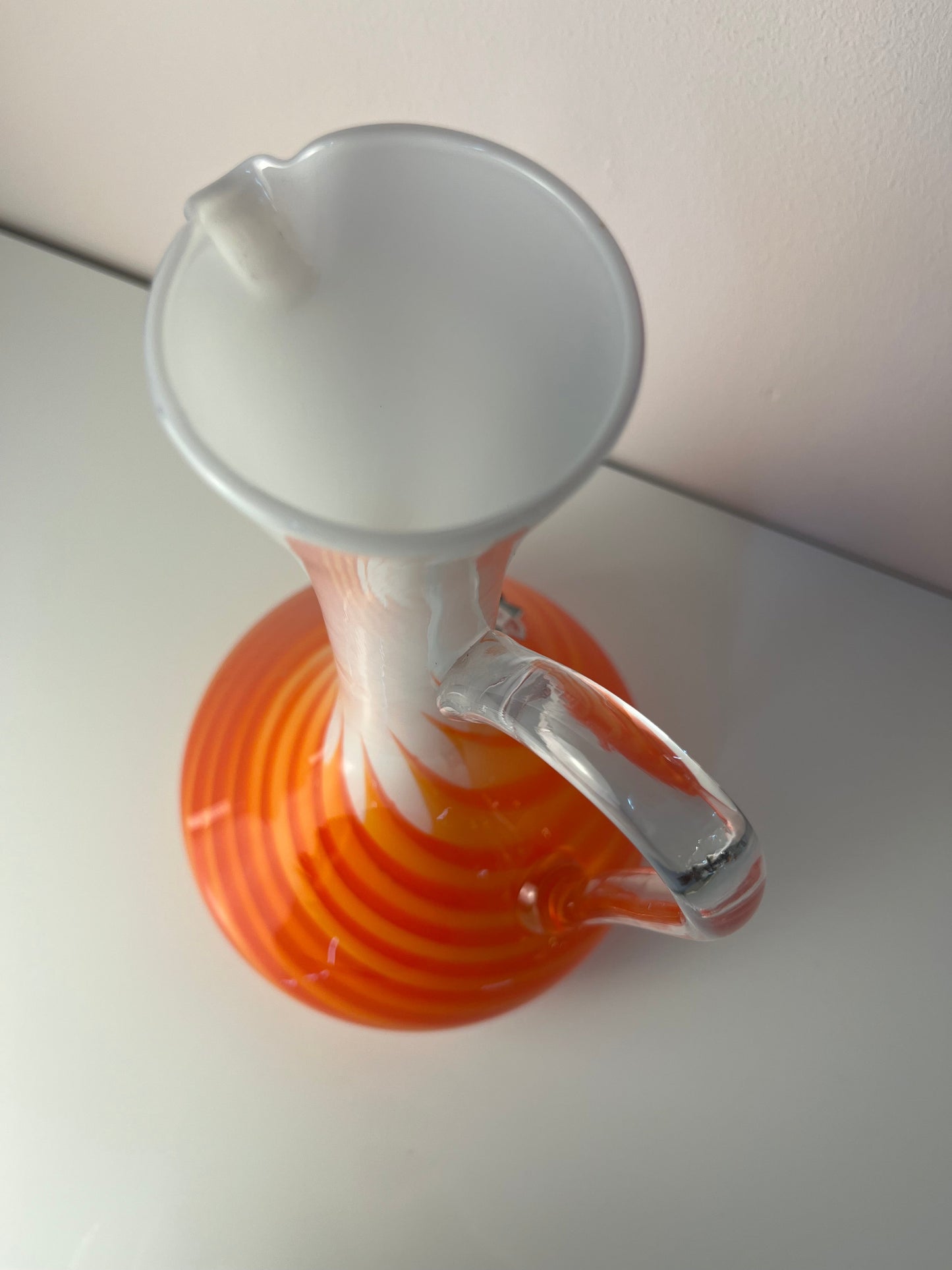 Vintage Henkelvase aus Opalglas mit Flammenmuster von Vetreria Artigiana Sanminiatello