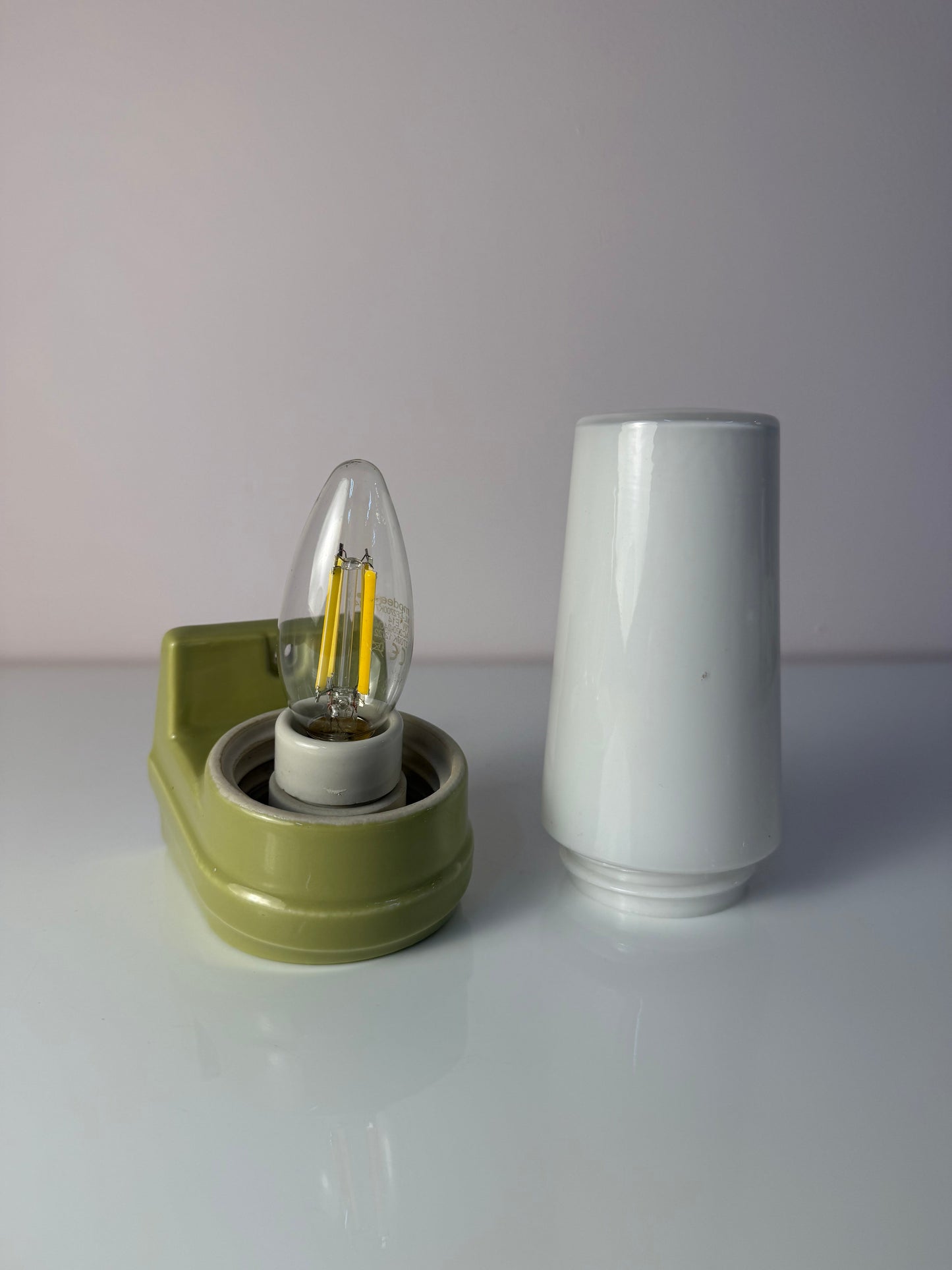 Vintage Wandlampe Modell 6080 mintgrün von Sigvard Bernadotte für Ifö