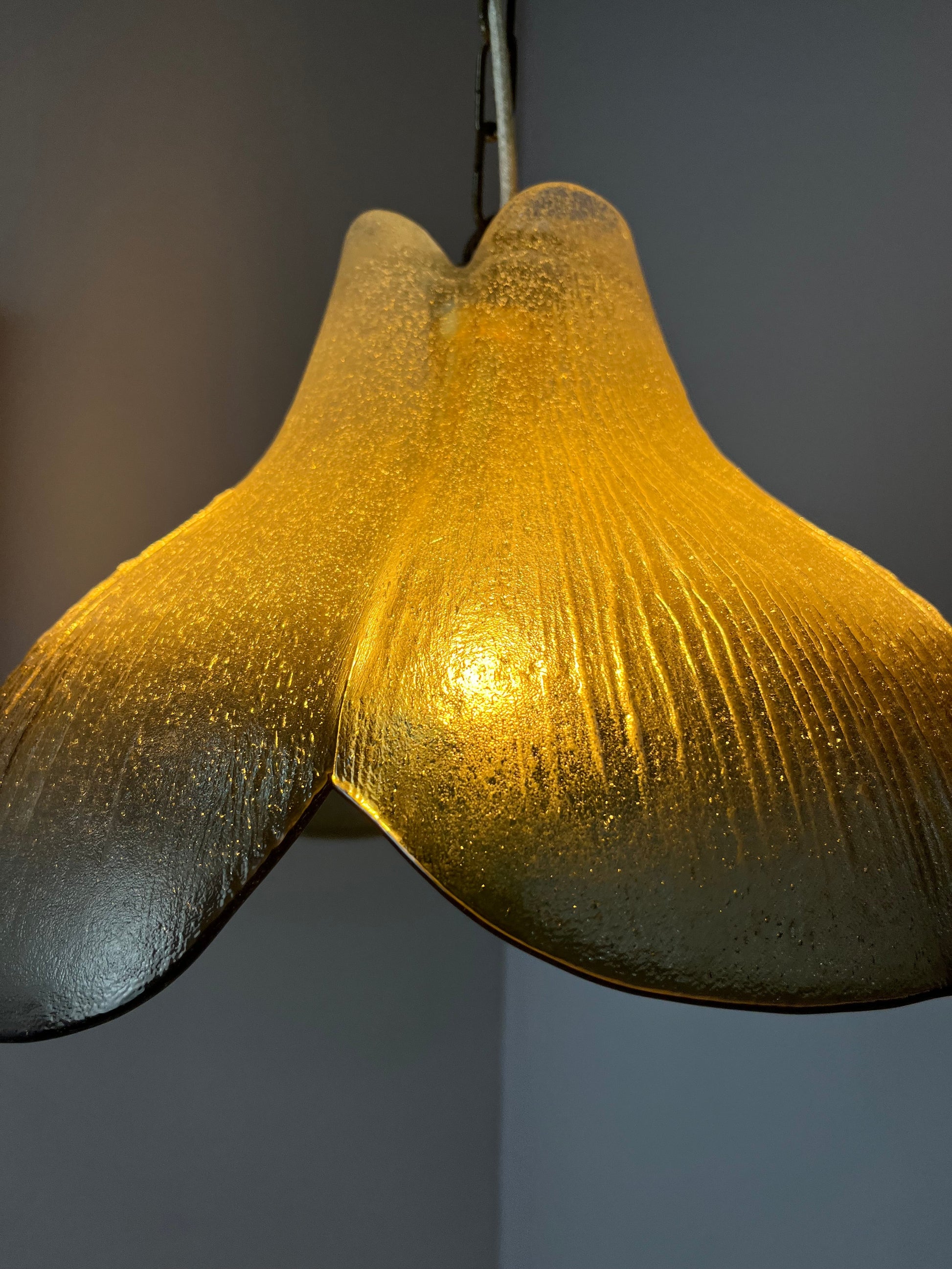 Vintage Hängelampe Blume von Peill und Putzler