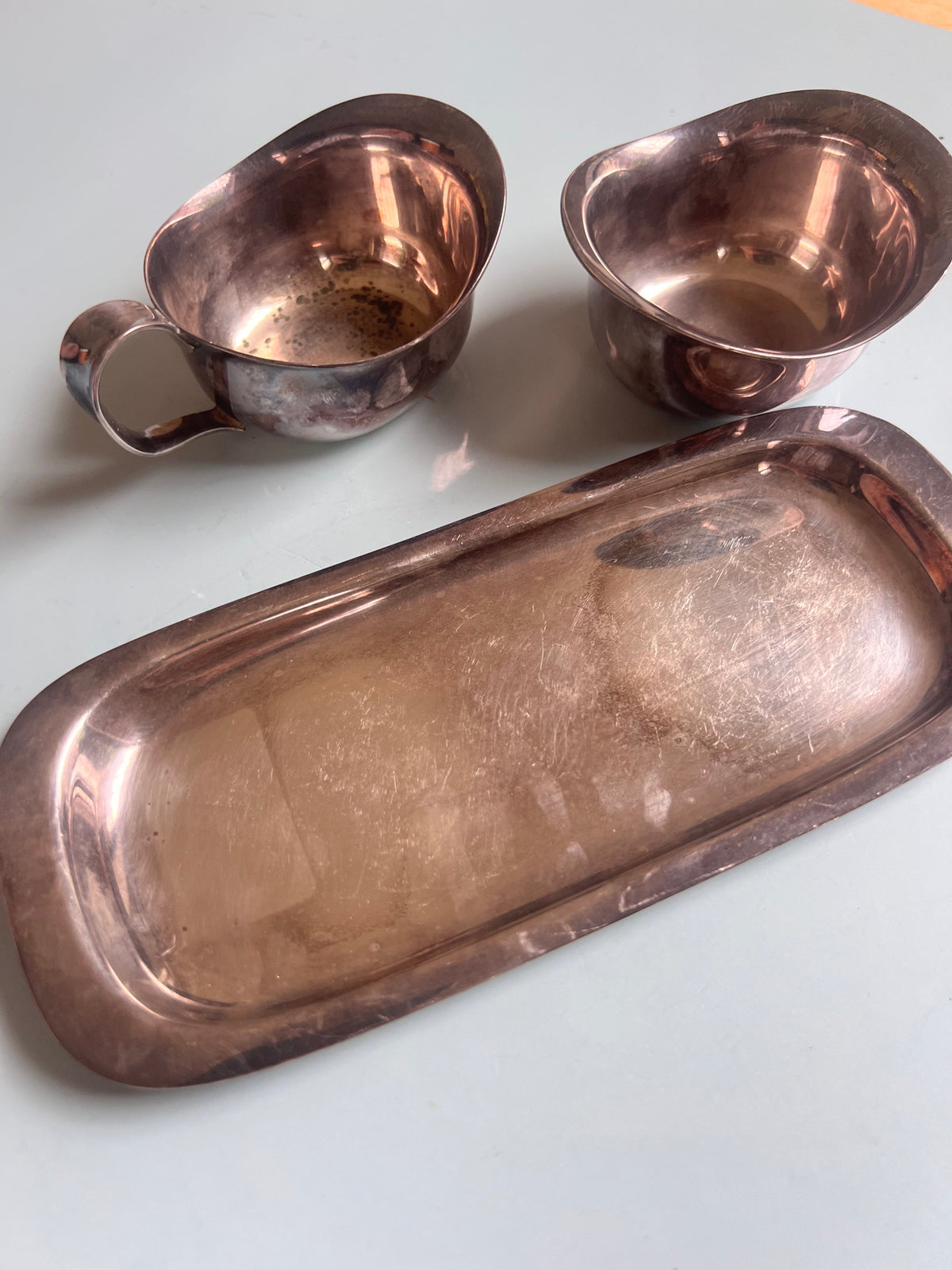Sucrier et pot à lait vintage sur plateau par COHR Danemark Lot de 2