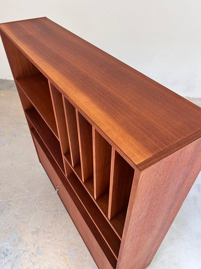 Vintage Bücherregal mit Klappfach Teak aus Dänemark