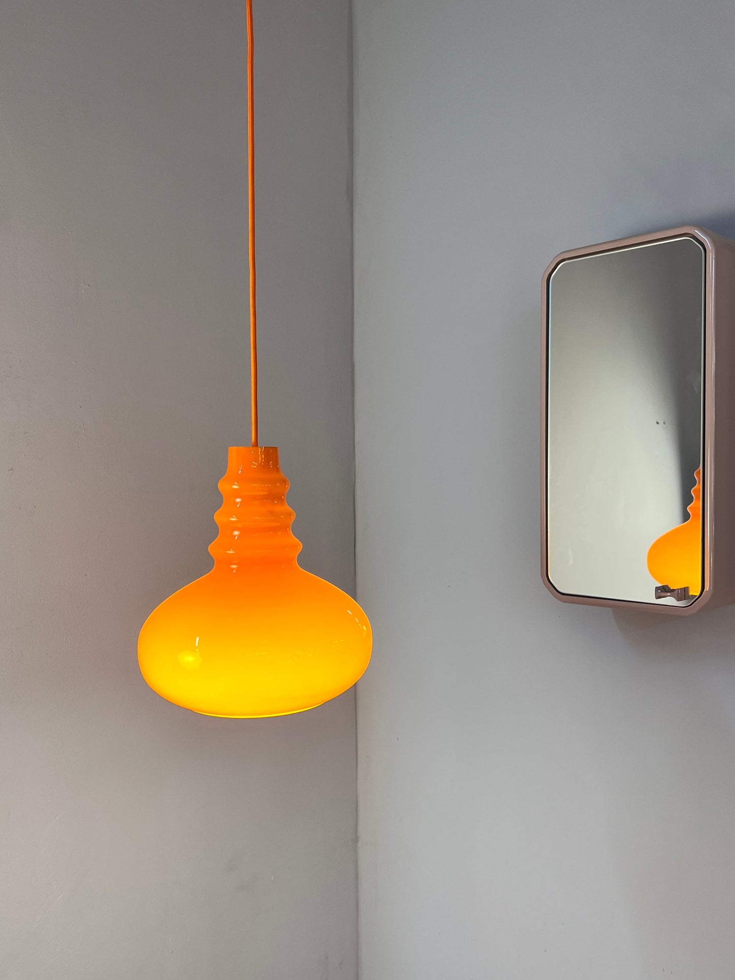 Vintage Hängelampe von Peill und Putzler, orange, Glas