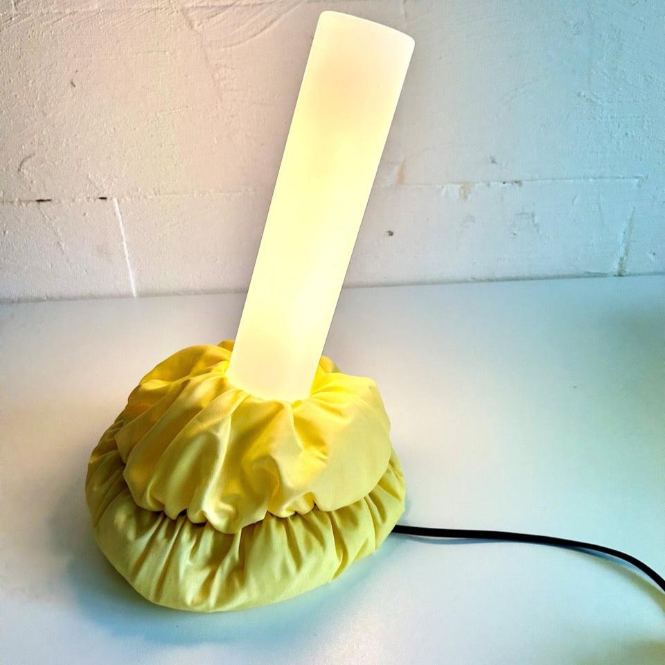 Lampe de table vintage Cloche da tavola de Sirrah blanche, jaune