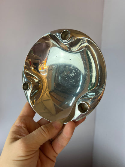 Ashtray made of fabric and nail