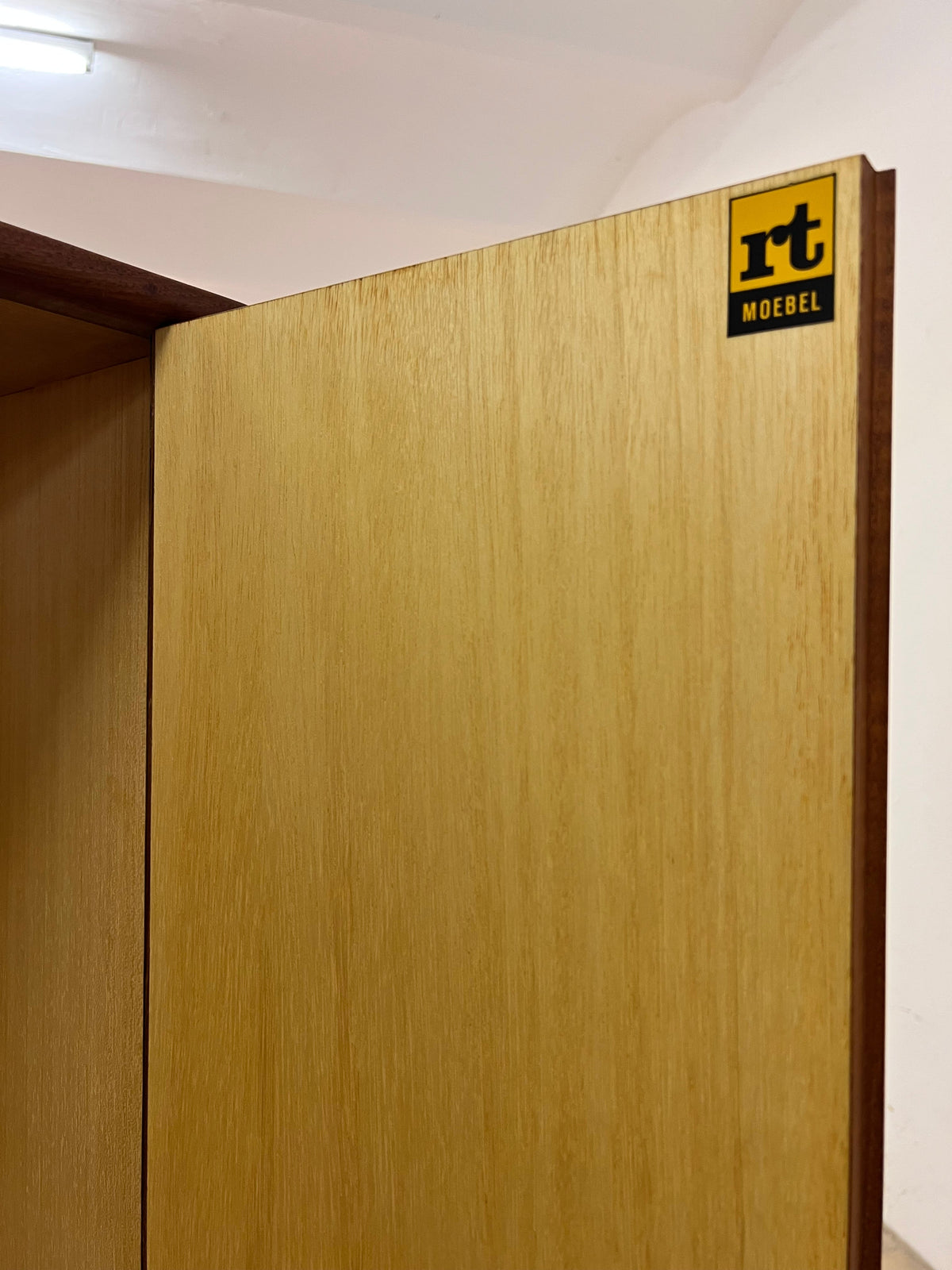 Vintage Kleiderschrank Typ 2994 von rt Möbel aus Teak