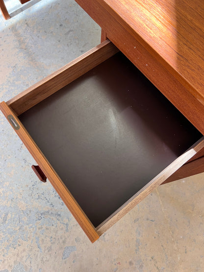 Vintage Schreibtisch von Domino Møbler Teak