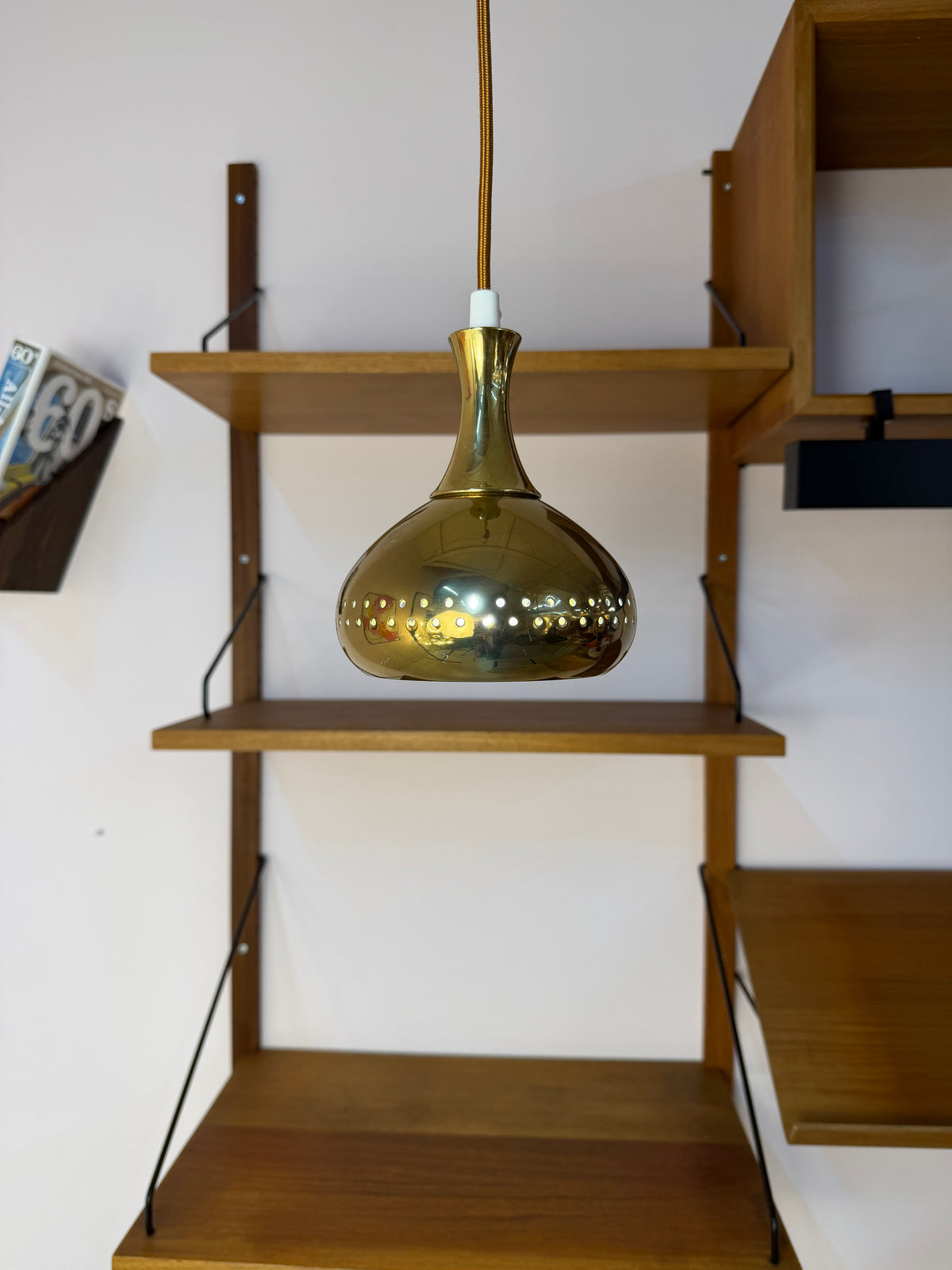 Vintage Hängelampe Messing mit Lochmuster von Hans-Agne Jakobsson