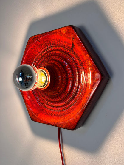 Vintage Wandlampe von Hustadt Leuchten aus roter Keramik