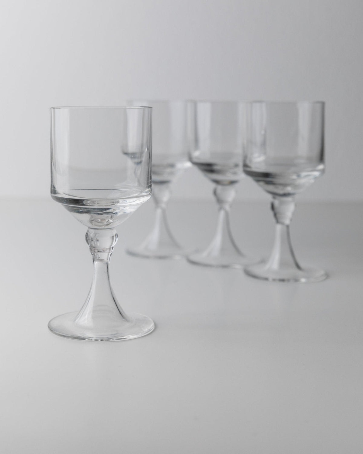 Set von 4 Vintage Weingläser Mid-Century Design Italien 70er