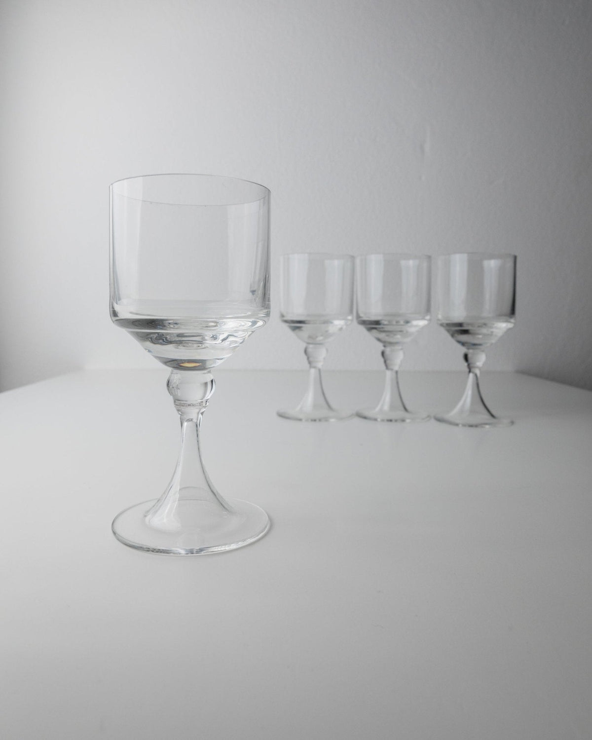 Set von 4 Vintage Weingläser Mid-Century Design Italien 70er
