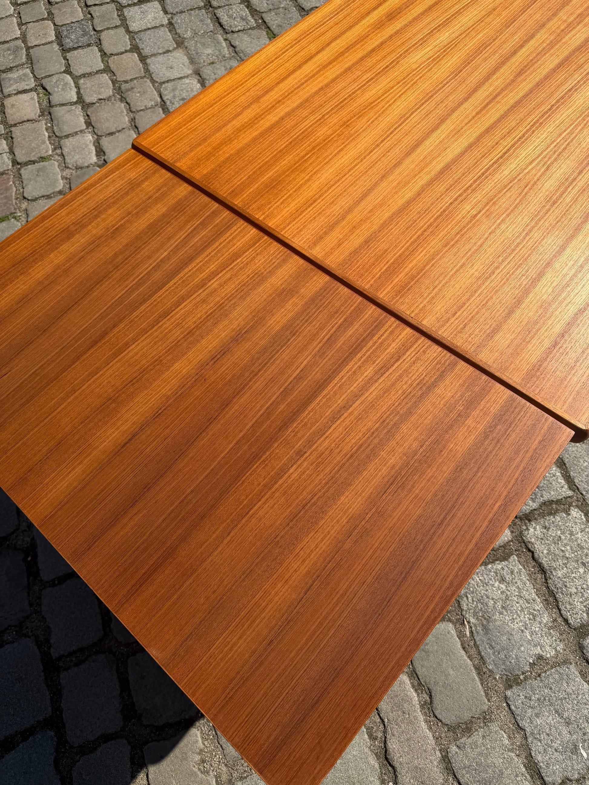 Vintage Esstisch Teak ausziehbar von Henning Kjærnulf