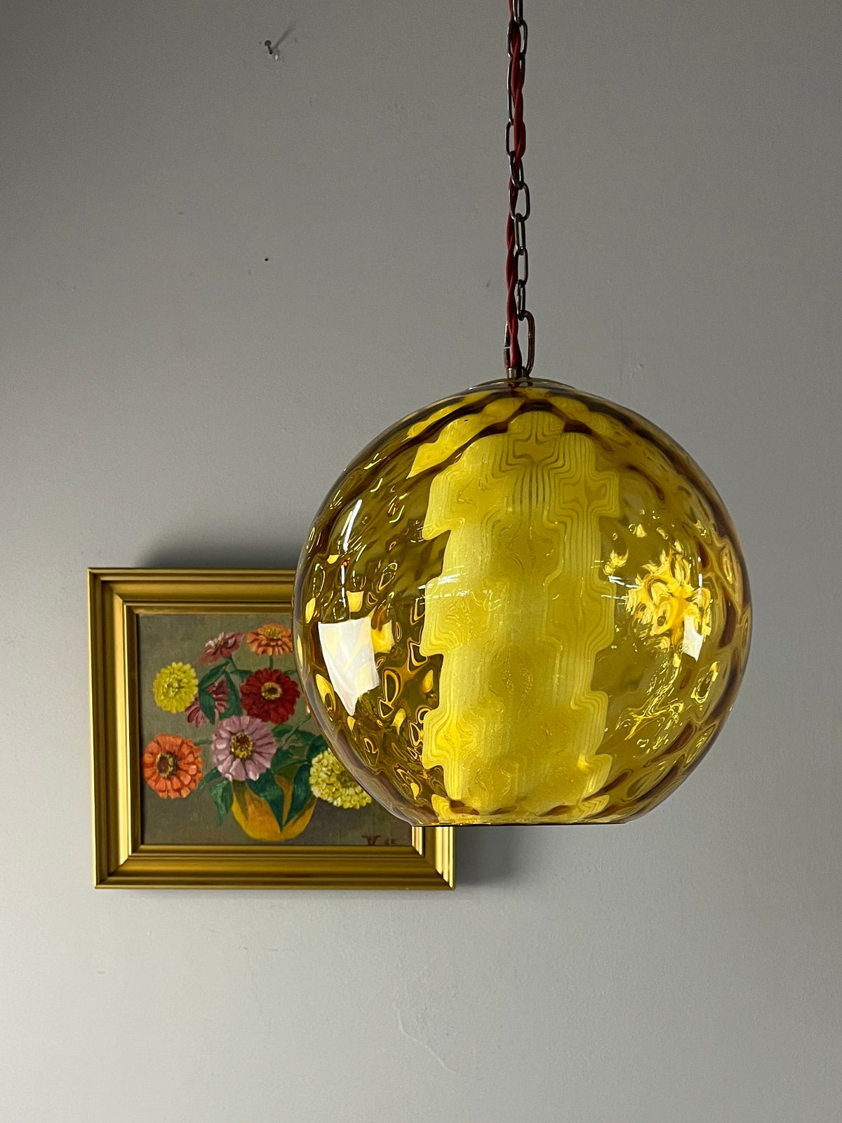 Kugellampe gelb Glas mit Kette aus Dänemark