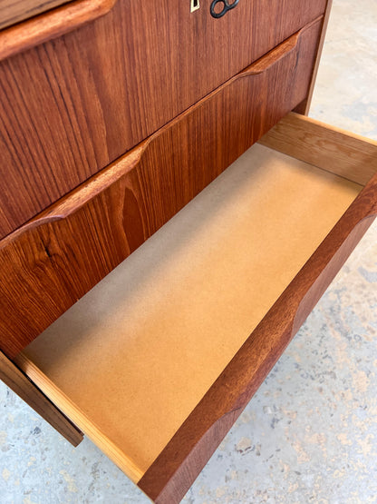 Vintage Kommode Teak mit Schloss aus Dänemark