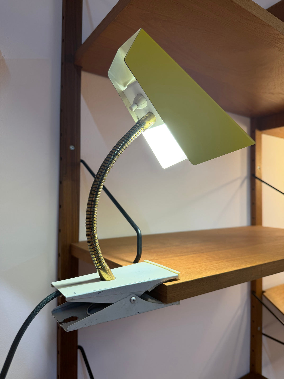 Klemmlampe gelb gold von HOSO (Hoffmeister und Sohn)