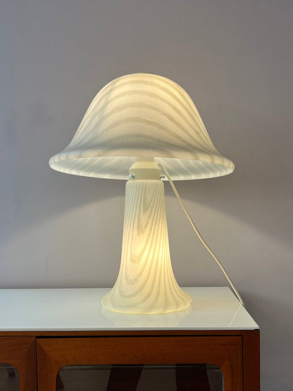 Vintage Pilzlampe von Peill+Putzler weiß Zebramuster
