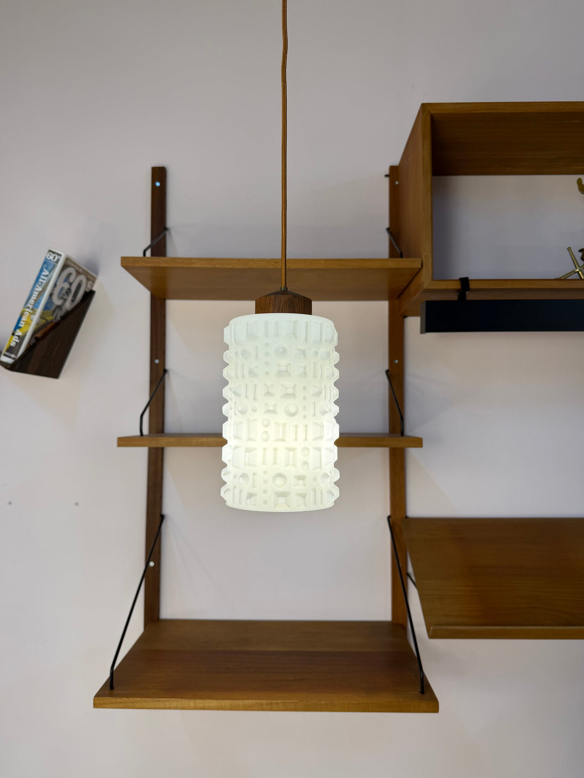 Vintage Hängelampe Strukturglas und Teakholz aus Dänemark