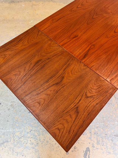 Vintage Ausziehtisch von Johannes Andersen aus Teak