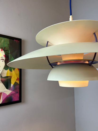 Vintage Pendelleuchte PH5 von Poul Henningsen für Louis Poulsen, weiß, königsblaue Lamelle