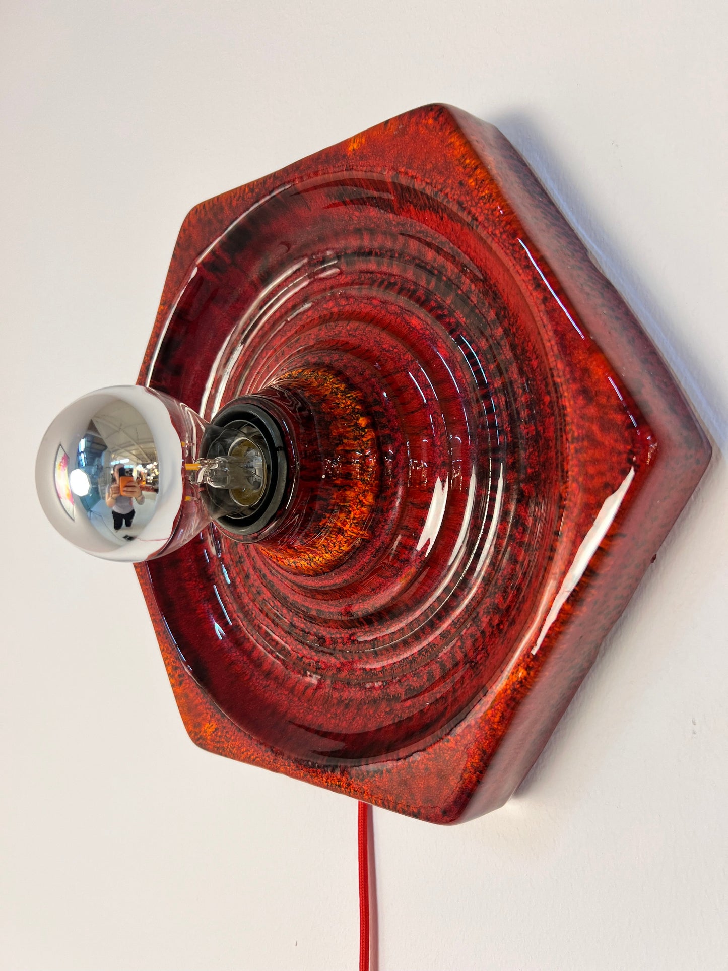 Vintage Wandlampe aus roter Keramik von Hustadt Leuchten