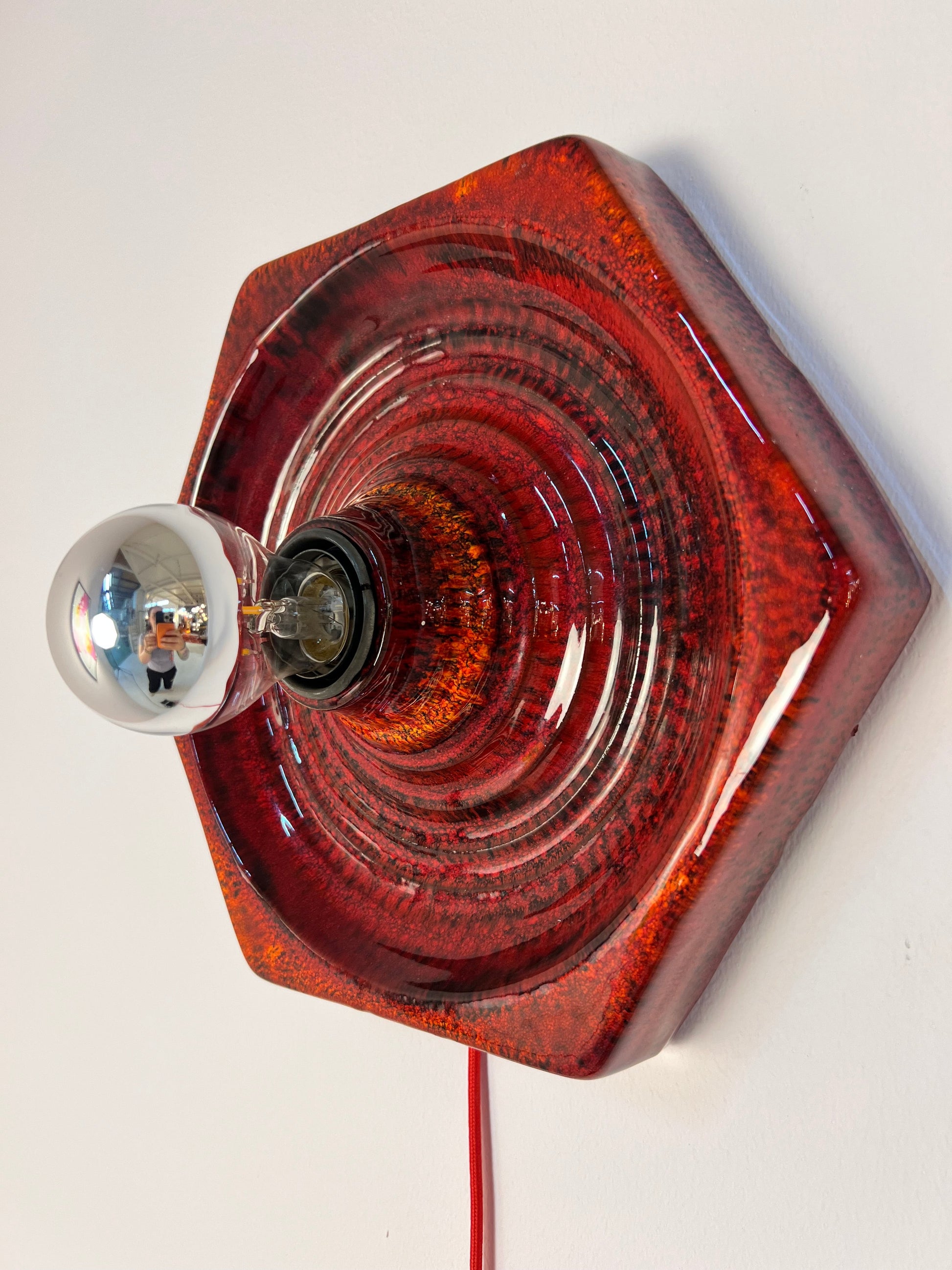 Vintage Wandlampe aus roter Keramik von Hustadt Leuchten