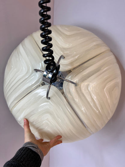 Vintage Hängelampe weiß Glas von Cristallux handgearbeitet