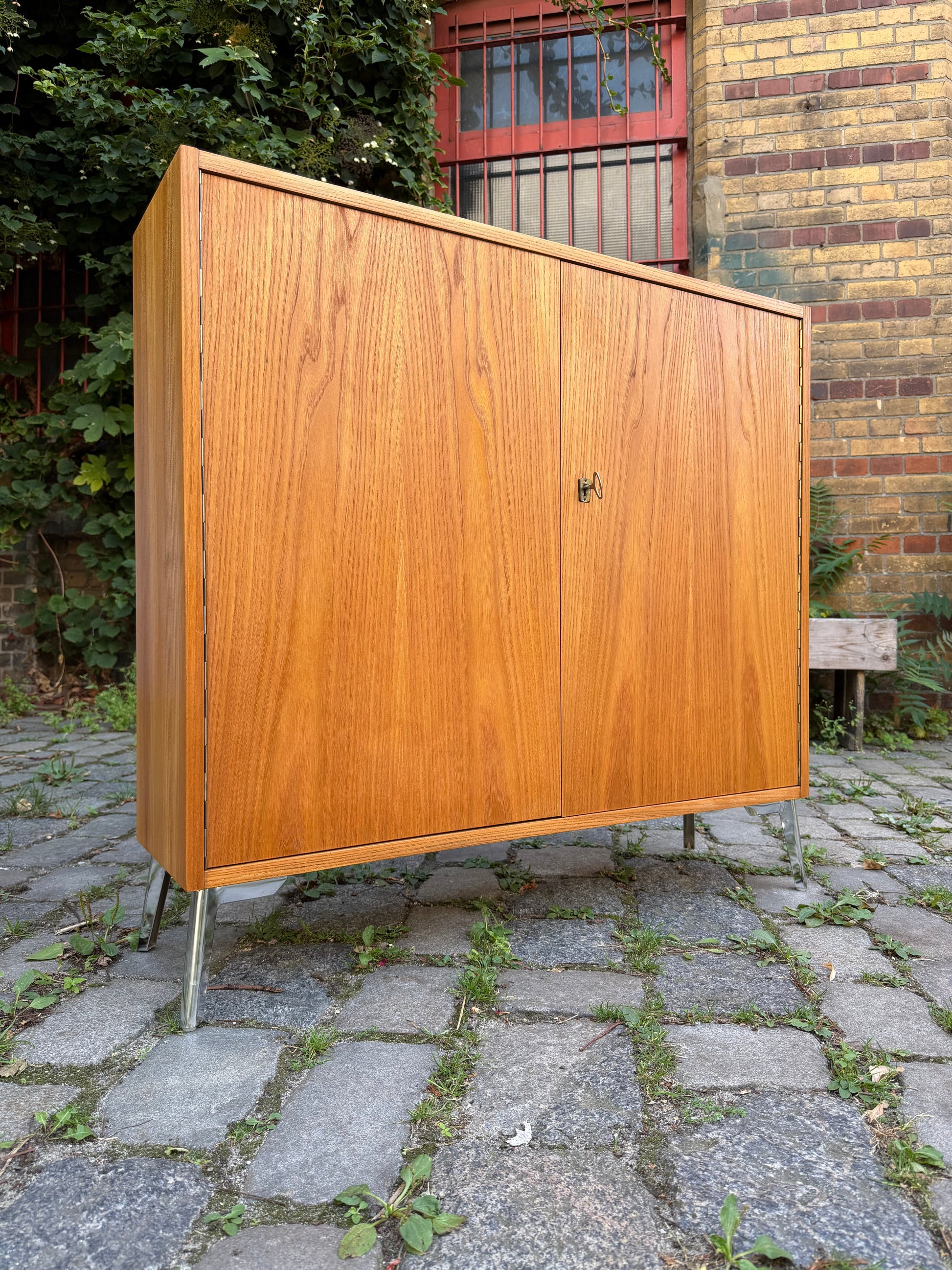 Vintage Schrank Typ 605 Esche von Hellerau