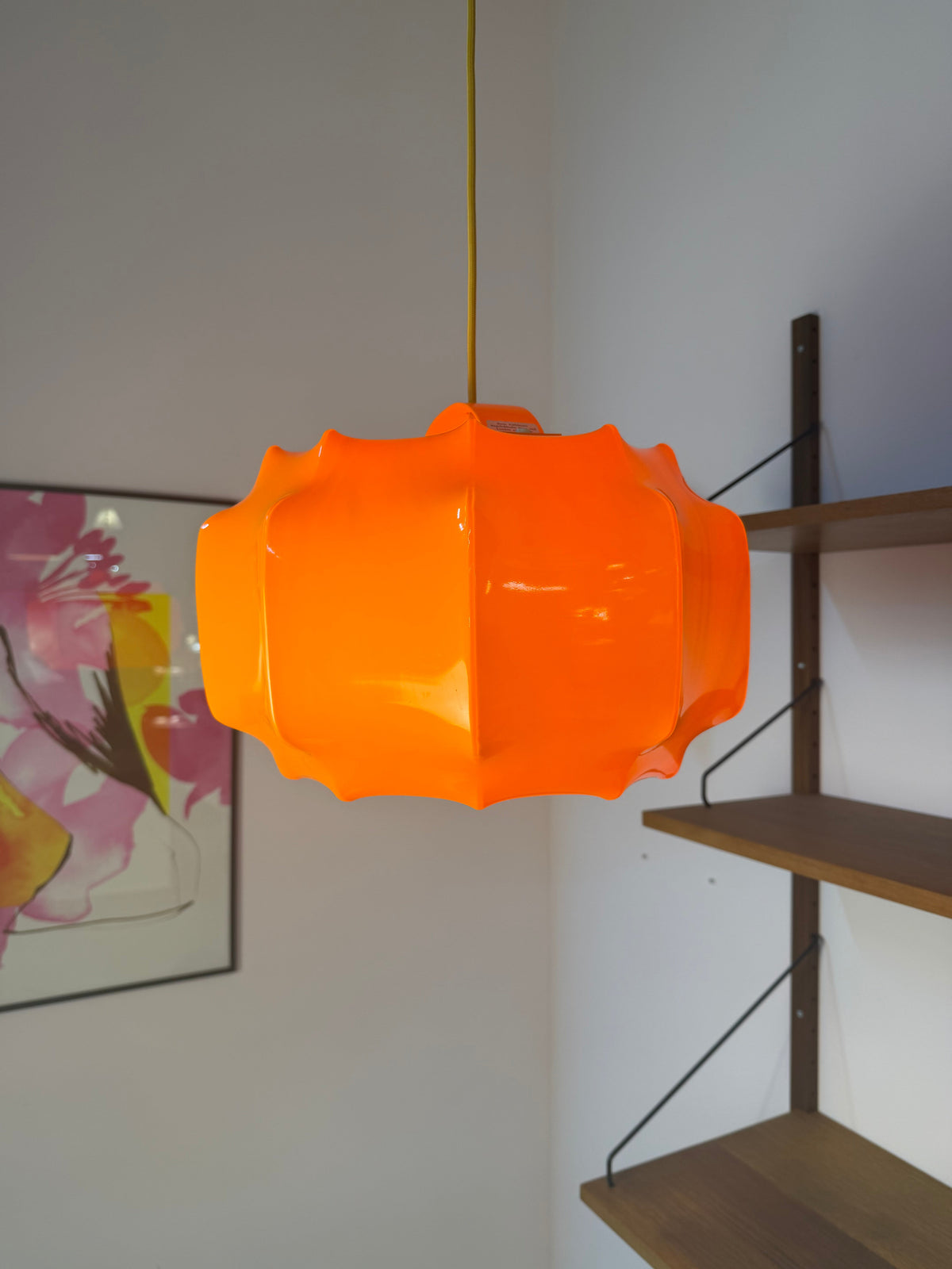 Hängeleuchte Space Age von Ilka Plast, Orange mit gelbem Kabel