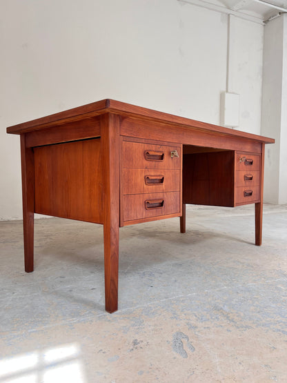 Vintage Schreibtisch Teak von Sigh und Søns Møbler