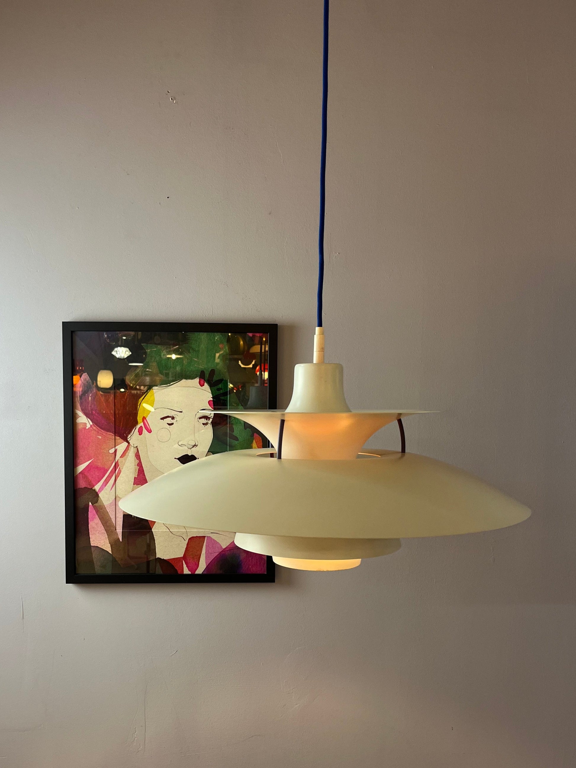 Vintage Pendelleuchte PH5 von Poul Henningsen für Louis Poulsen, weiß, königsblaue Lamelle