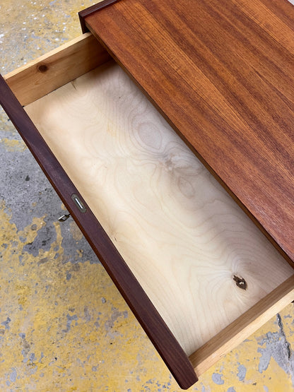 Vintage Kommode Teak mit Schloss aus Dänemark