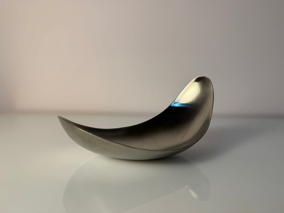 Servierschale Leaf medium von Helle Damkjær für Georg Jensen