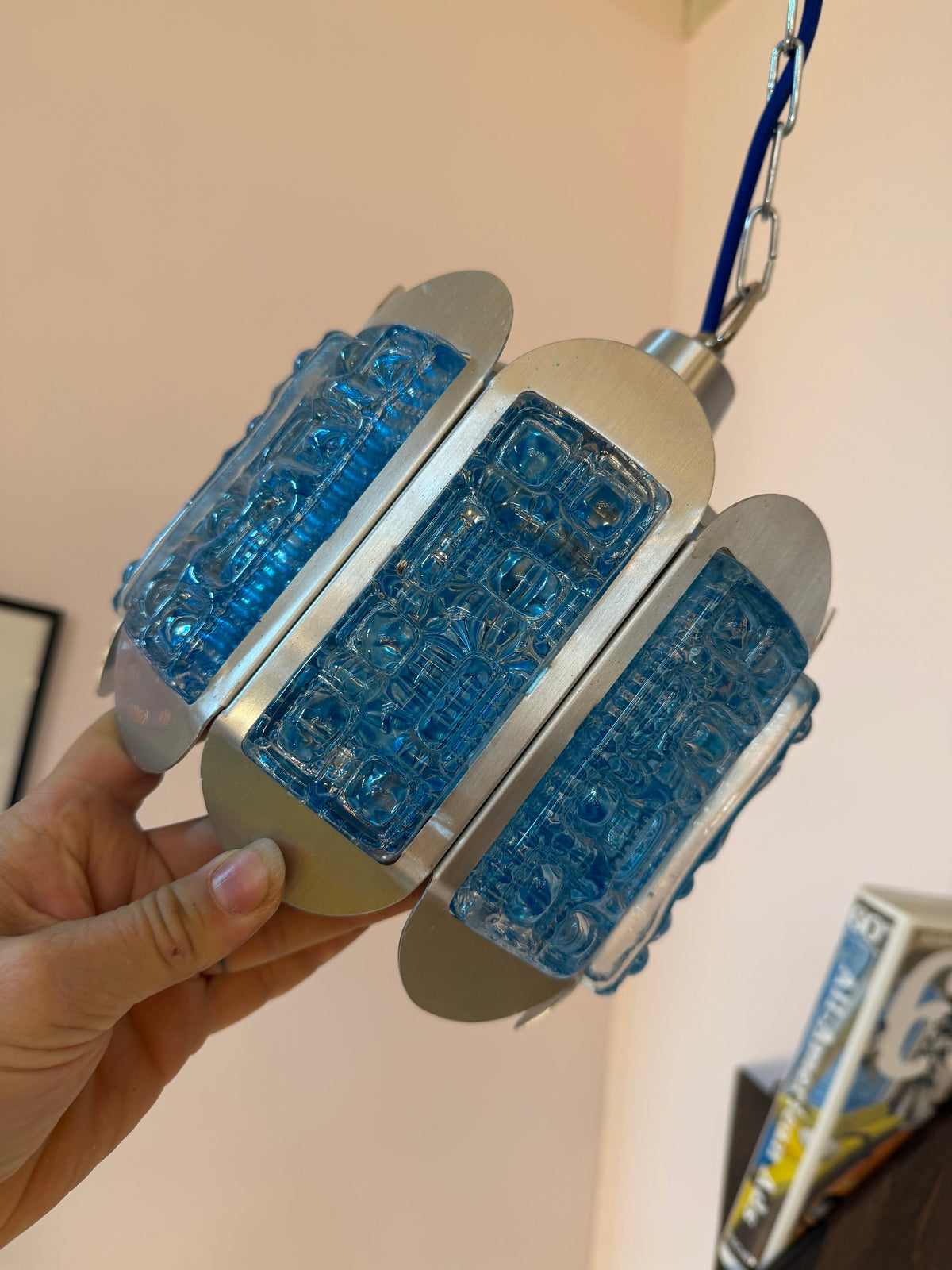 Hängelampe blau silber von Vitrika