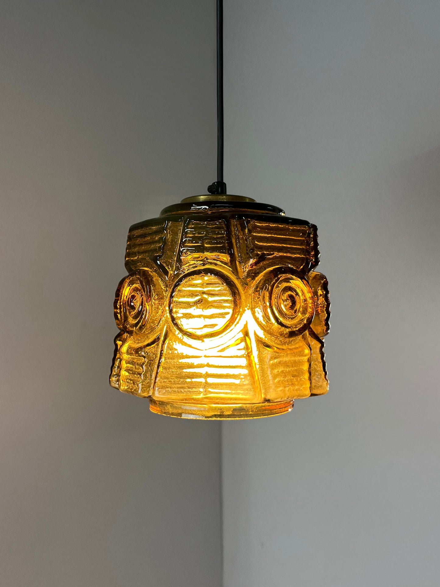 Vintage Hängelampe braun Glas Messing von Vitrika