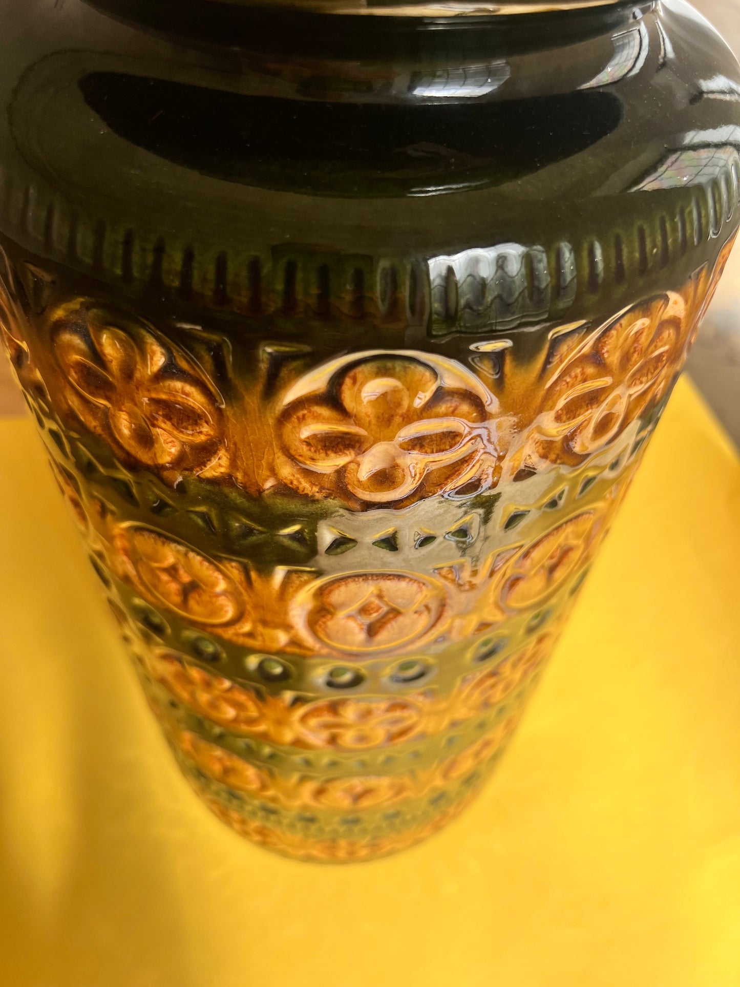 Vintage floor vase 289-47 green yellow by Scheurich West Germany