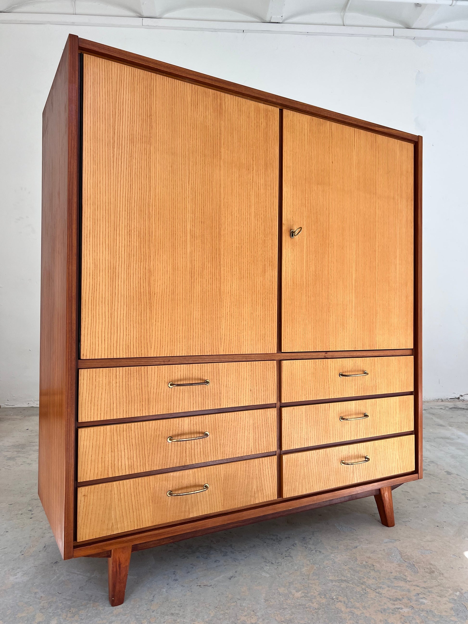 Vintage Wäscheschrank Herrenkommode für Gebr. Lübke