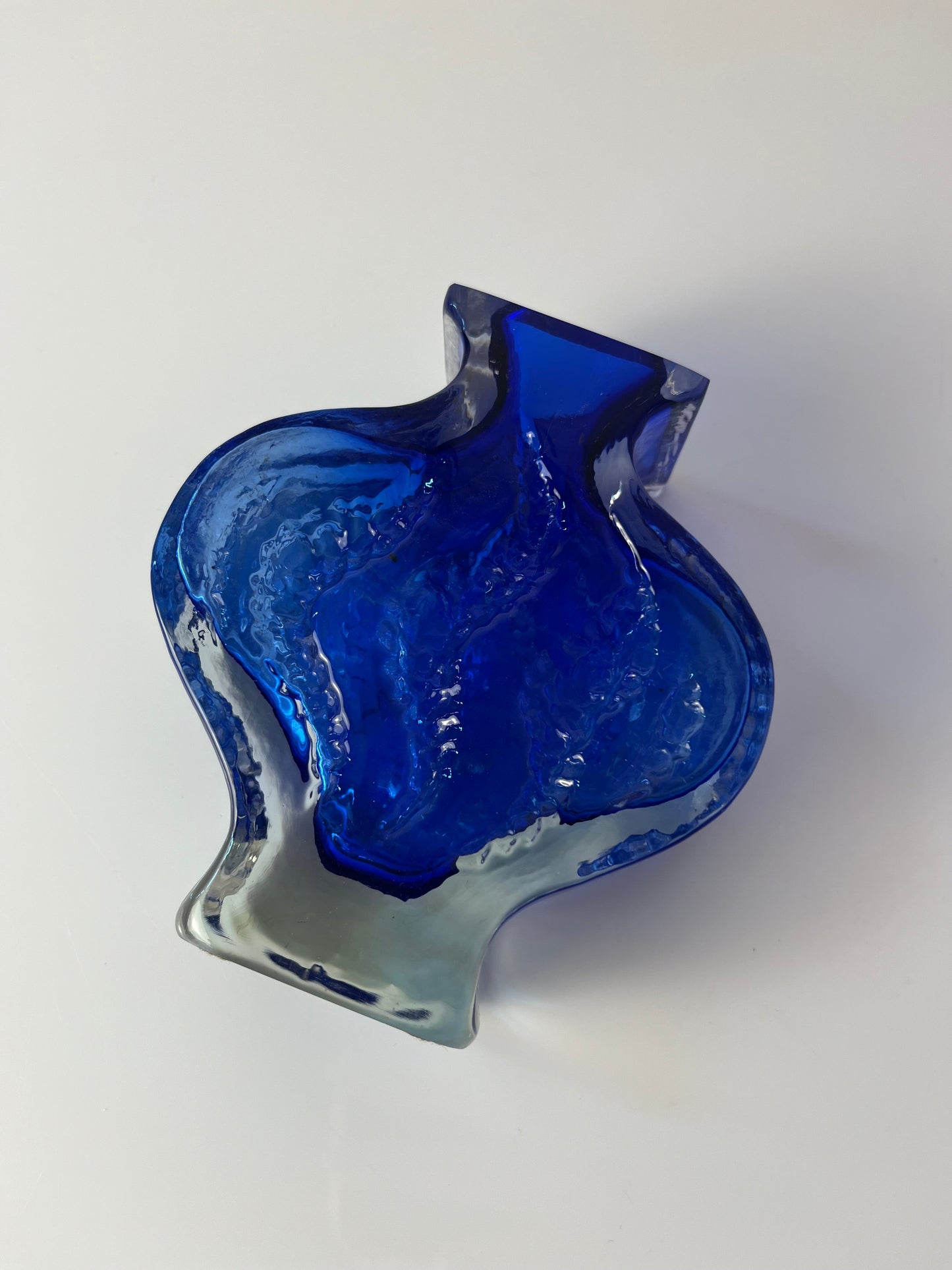 Vintage Vase von Ingrid Glas blau mit Gravur