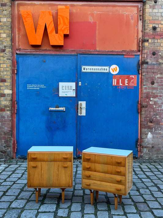 Vintage Nachttisch Set von František Mezulánik für Nový Domov, asymmetrisch, Esche, Opalitglas