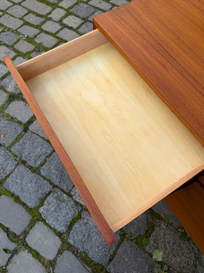 Vintage Sideboard Teak mit Schloss, 240 cm, Mid-Century Modern